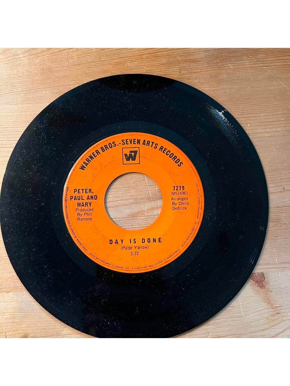 Peter, Paul and Mary - Day is Done/Make Believe Town 45rpm VG+ R11